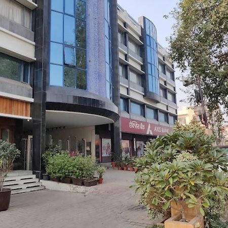 Hotel Crystal Palace Mirát Kültér fotó