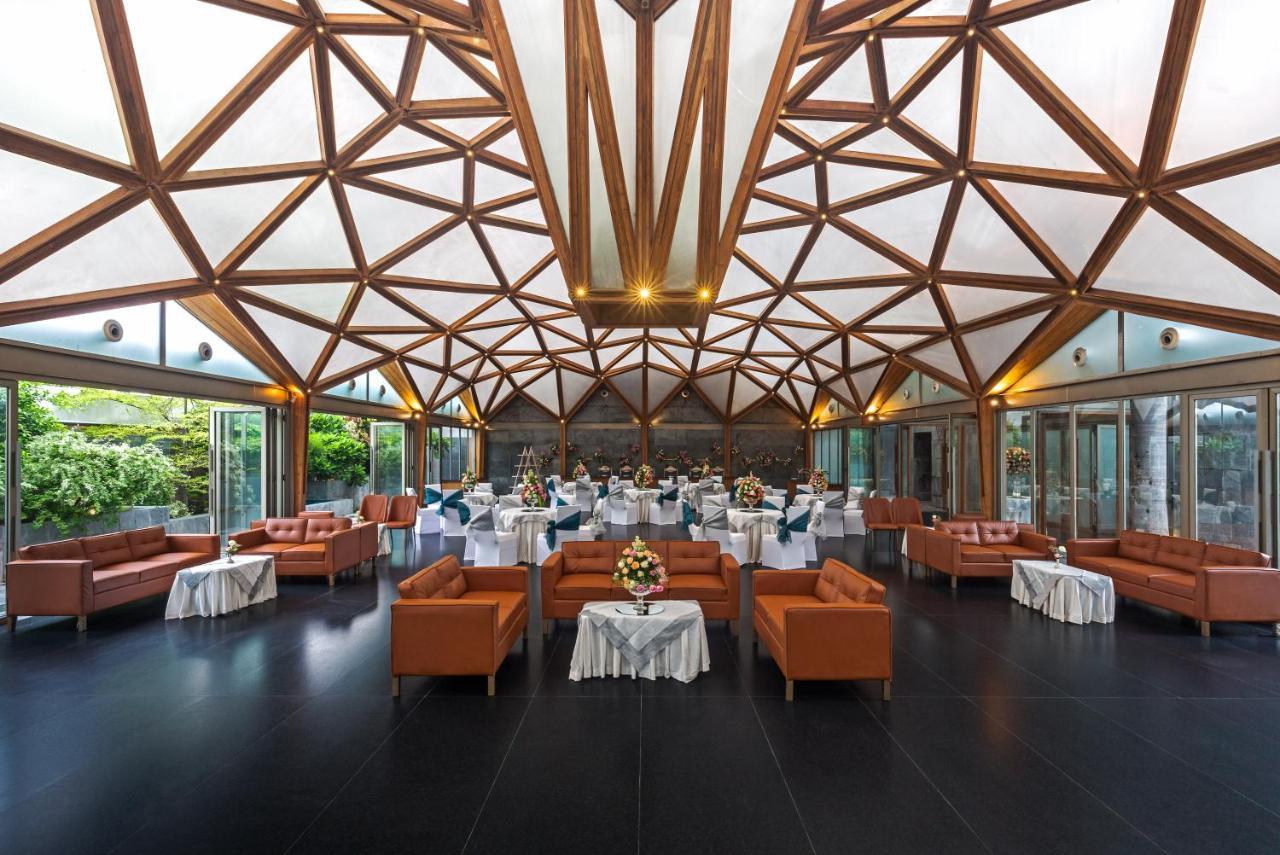 Hotel Crystal Palace Mirát Kültér fotó