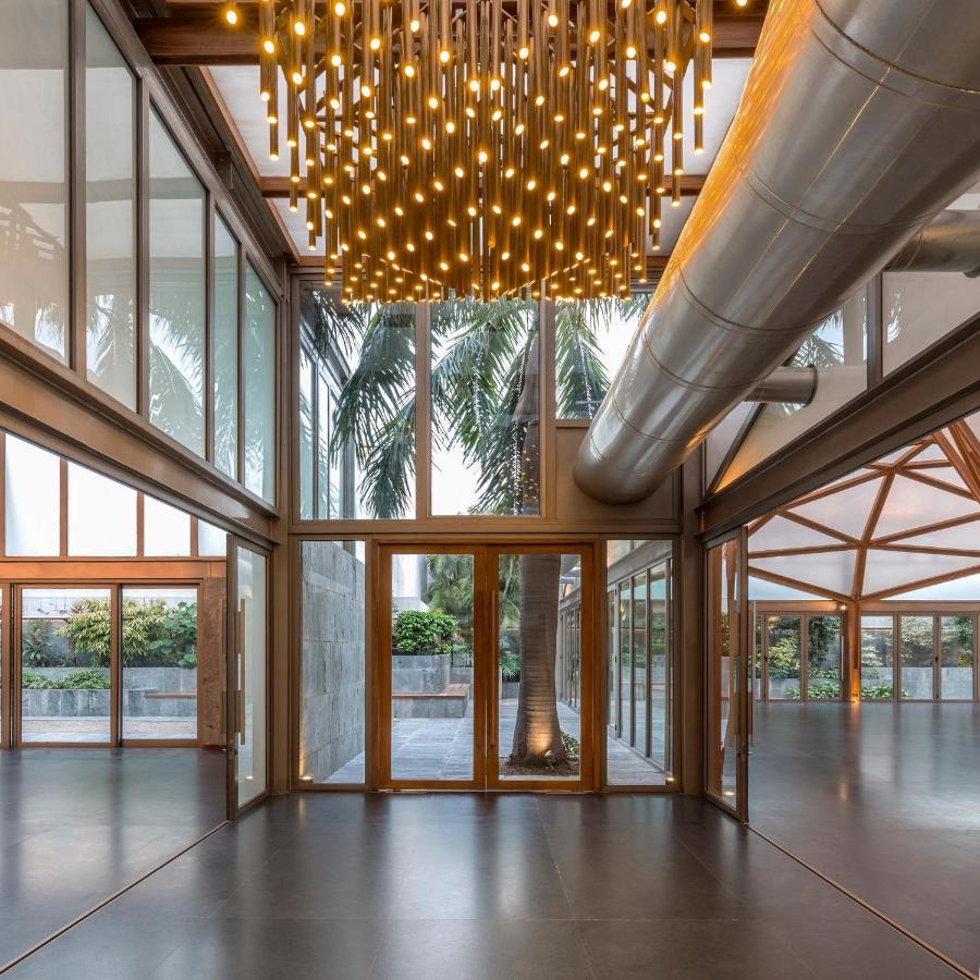 Hotel Crystal Palace Mirát Kültér fotó