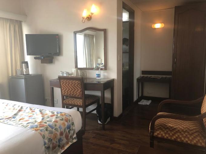 Hotel Crystal Palace Mirát Kültér fotó